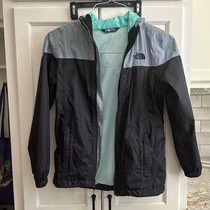 Girls northface windbreaker. Size 10/12. Used
